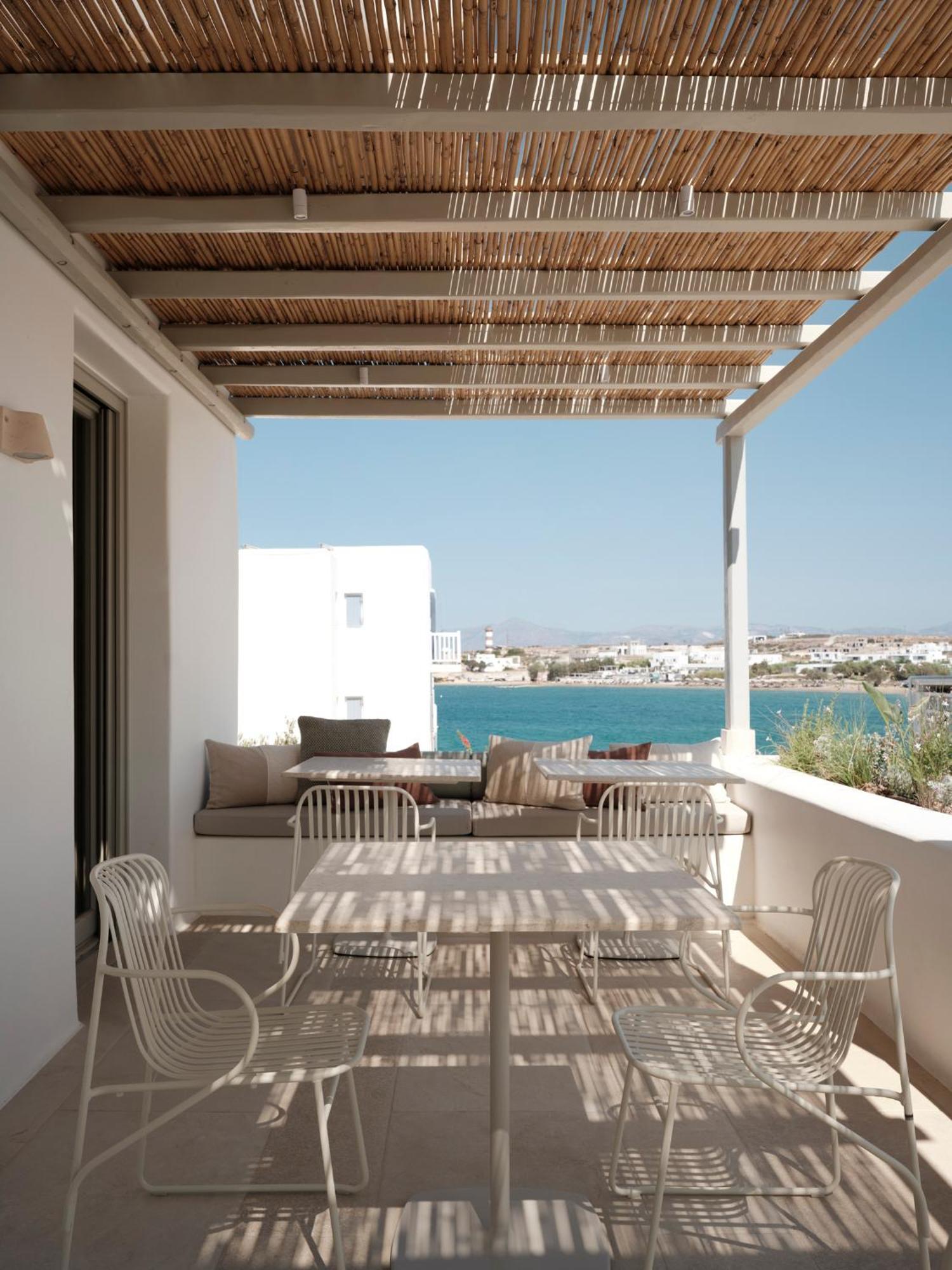 Akria Seaside Suites 나오우사 외부 사진