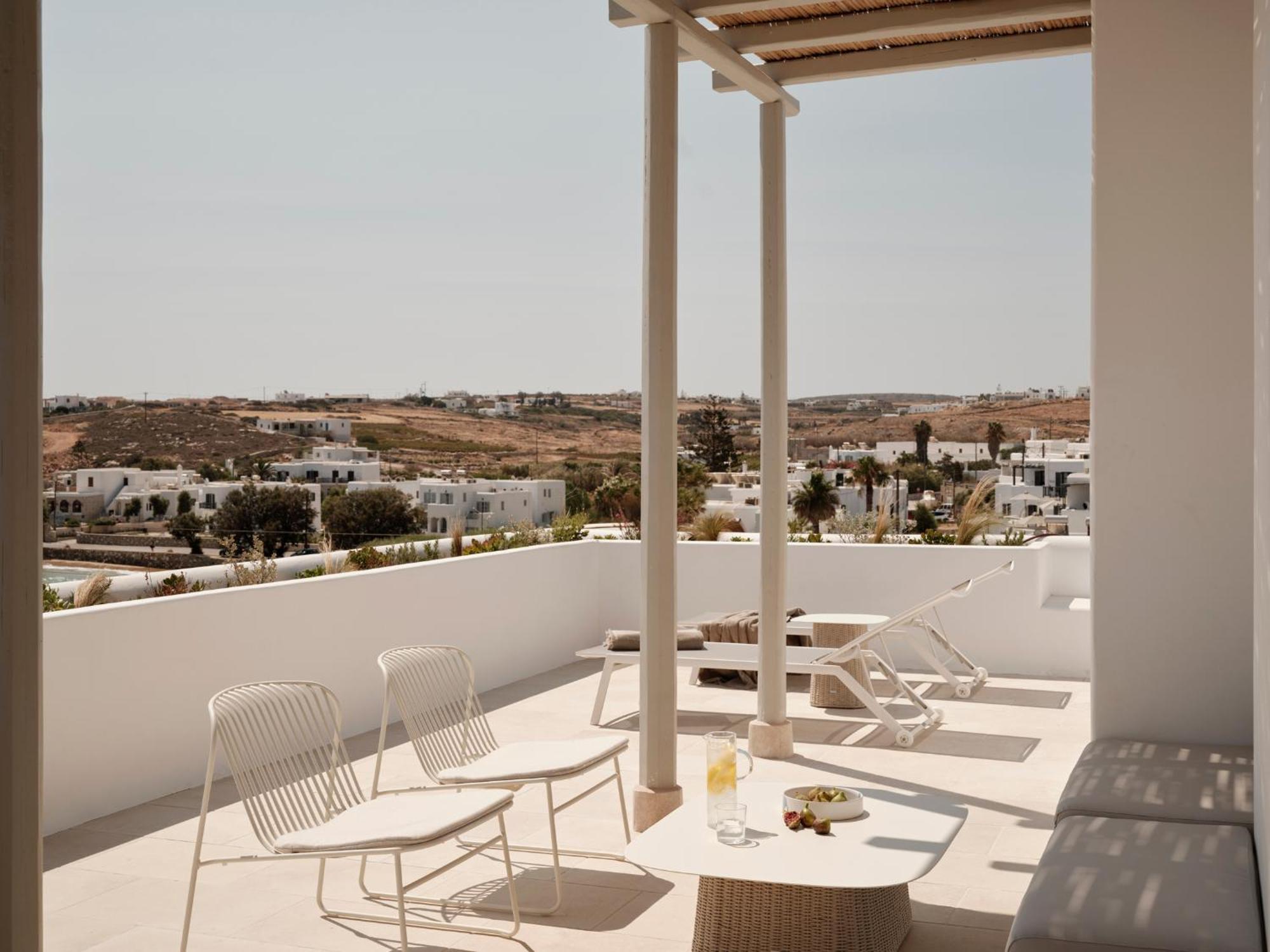 Akria Seaside Suites 나오우사 외부 사진