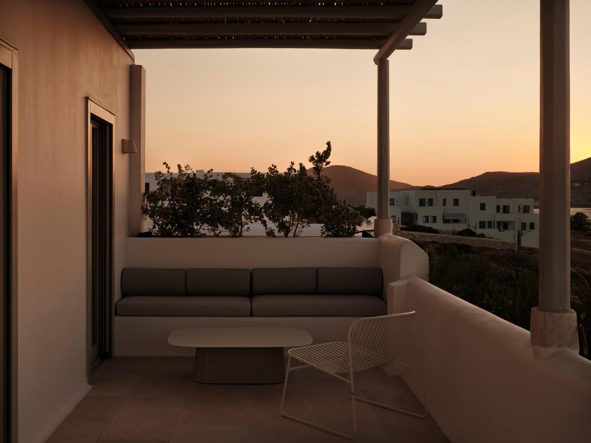 Akria Seaside Suites 나오우사 외부 사진